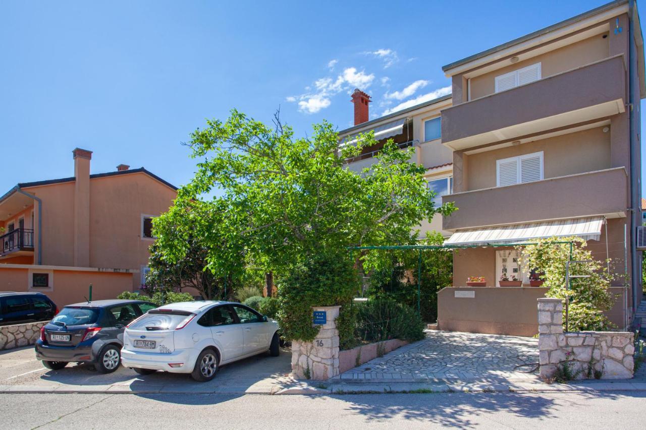 Apartment Rajci Cres Exterior foto